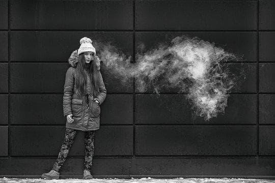 e zigarette husten verstehen – Ursachen, Symptome und praktische Tipps gegen Reizhusten beim Dampfen